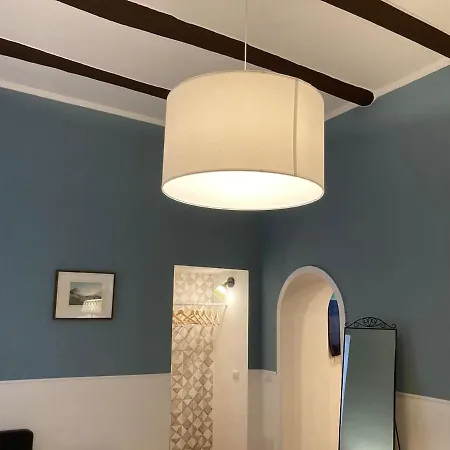 Art Center Apartment *