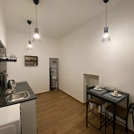 Apartment Art Center Naples